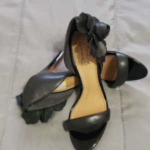 🔥🔥🔥Never Worn Badgley Mischka🔥🔥🔥🔥🔥